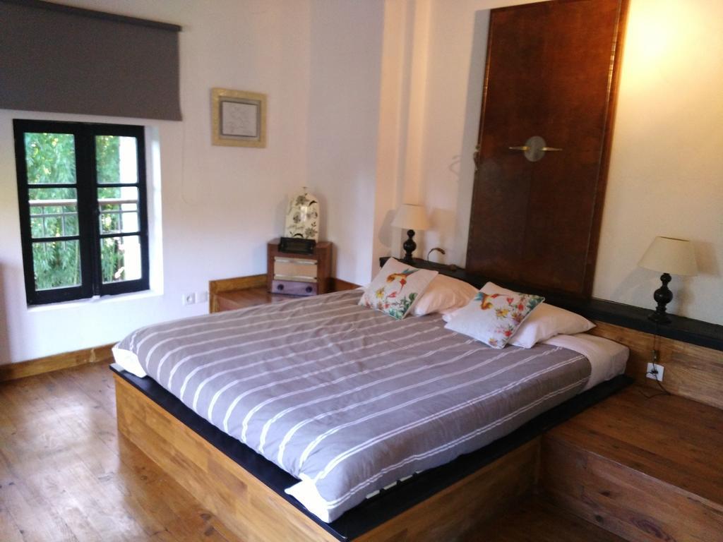 Chambre D'Hotes Le Moulin De Moulis Buitenkant foto
